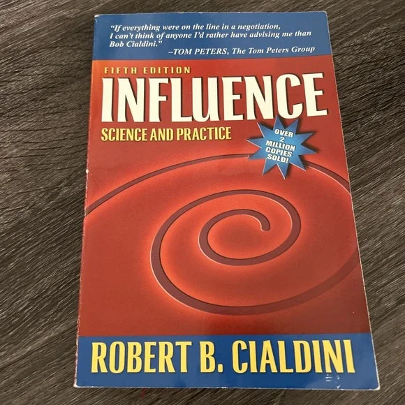 Influence : Science and Practice by Robert Cialdini (2008, Trade Paperback) - Picture 1 of 3